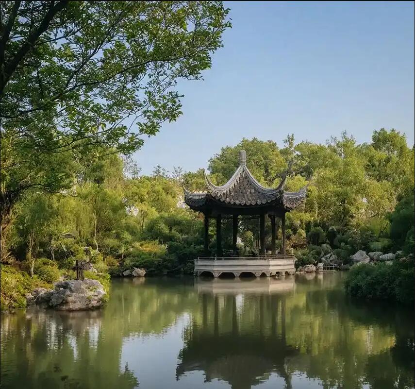 苍南县半雪餐饮有限公司